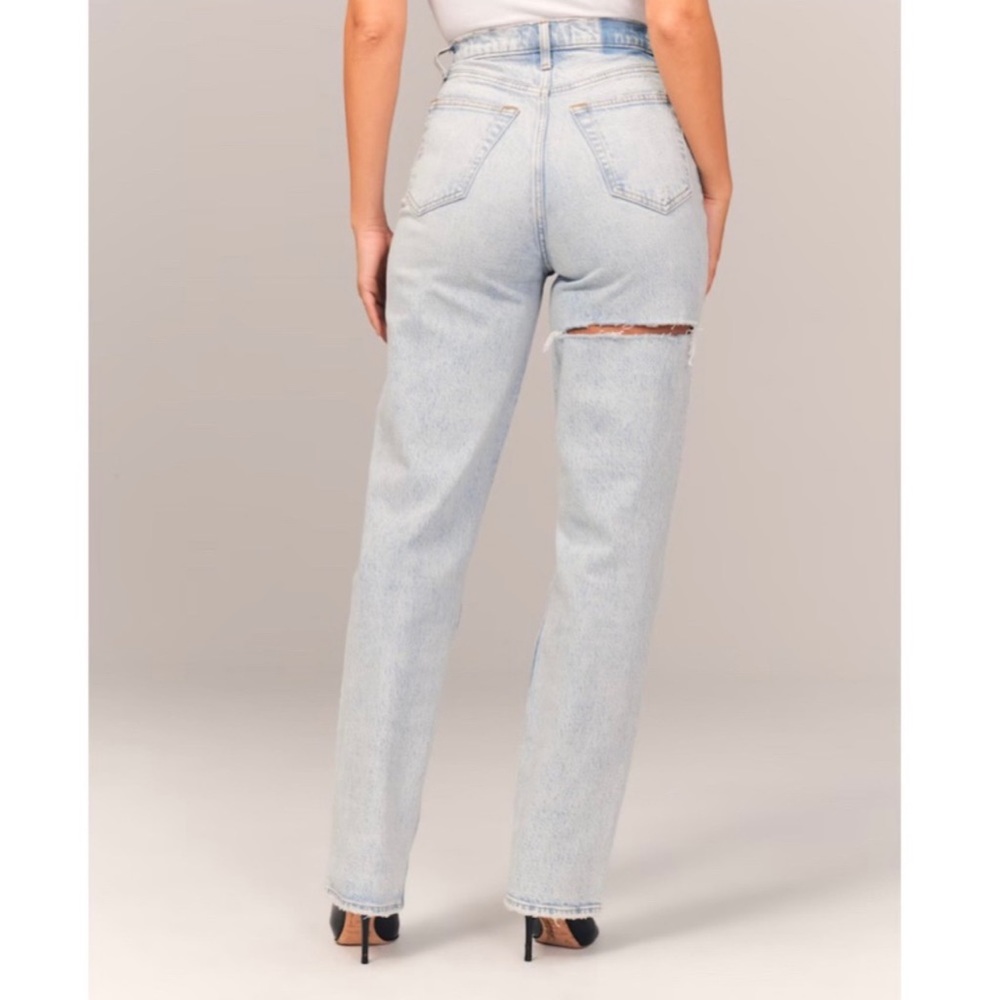 Abercrombie & Fitch 90s straight ultra high rise